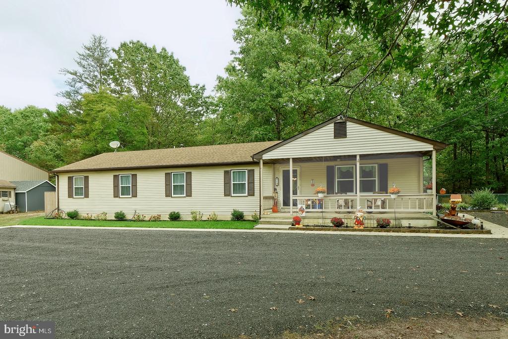 Beebe Ln, Southampton, NJ 08088