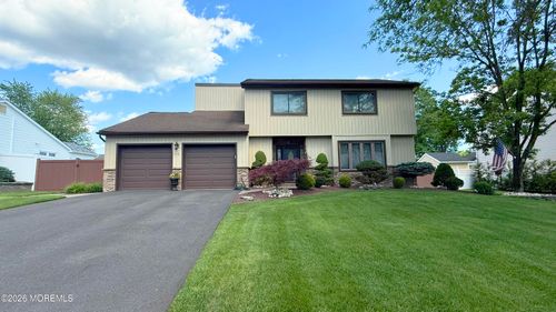 14 Heathrow Ln, Old Bridge, NJ, 08857-2769 | Card Image