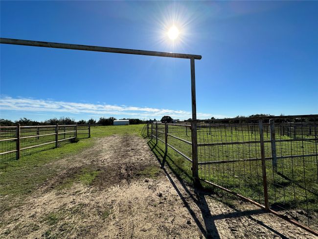 2 - 1673 County Road 295, House other with 4 bedrooms, 3 bathrooms and null parking in Hico TX | Image 16