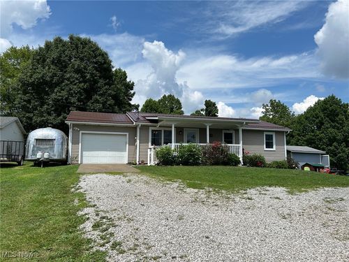 650 Lang Farm Rd, Marietta, OH, 45750-6679 | Card Image