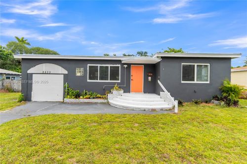 2533 Johnson St, Hollywood, FL, 33020-3924 | Card Image