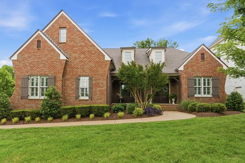 117 Azalea Ln, Franklin, TN, 37064-5228 | Card Image