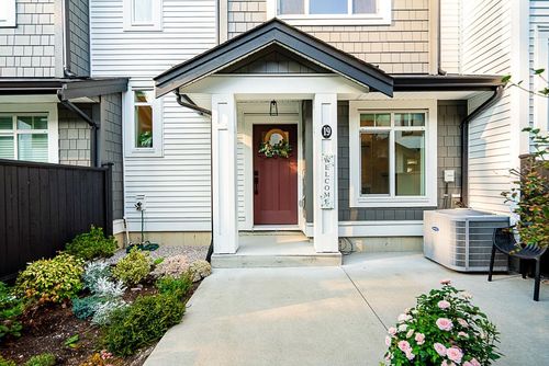 19-6897 201 St, Langley, BC, V2Y0Z3 | Card Image