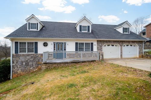 744 Stuffle St, Kingsport, TN, 37660-1747 | Card Image