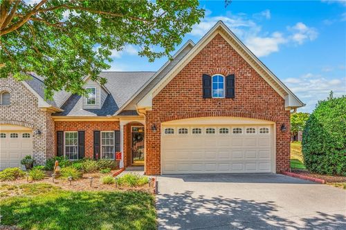 905 Pelican Ln, Clemmons, NC, 27012-6978 | Card Image