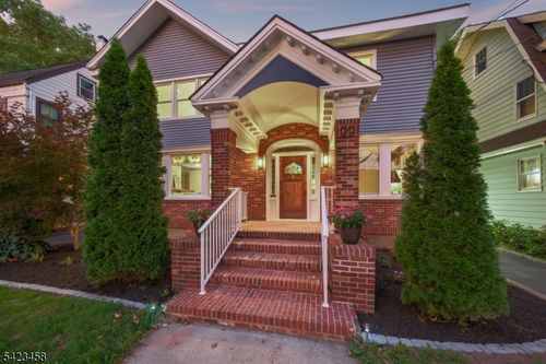 22 Rutgers St, Maplewood, NJ, 07040-2804 | Card Image