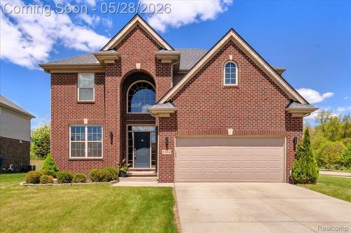 2904 Secret Way, Commerce Township, MI, 48390-1293 | Card Image