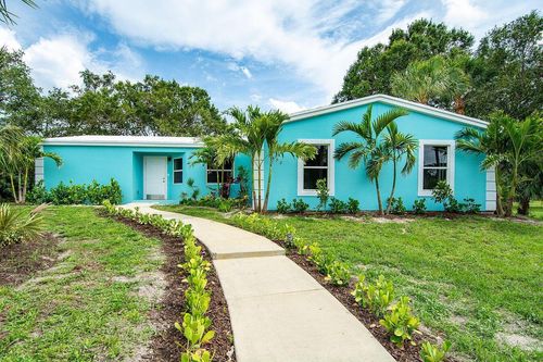 7492 Sw 40th Ter, Palm City, FL, 34990-5329 | Card Image