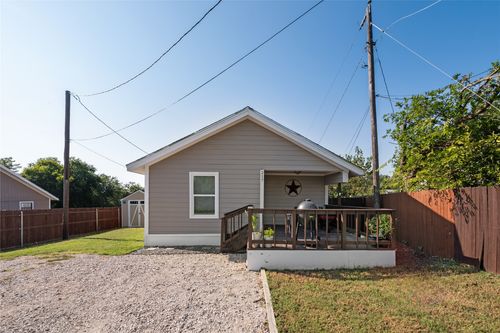 217 Porter Dr, Azle, TX, 76020-3874 | Card Image