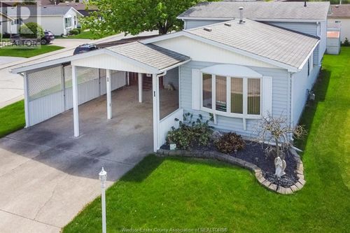 1 Birch Pl, Mcgregor, ON, N0R1J0 | Card Image
