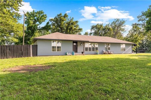 327 Se State Route B, Rich Hill, MO, 64779-1910 | Card Image