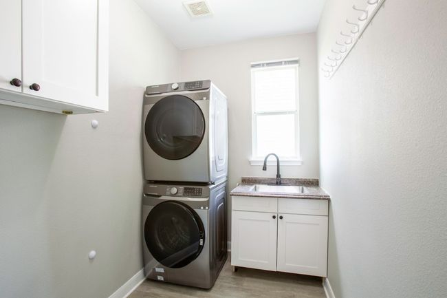 350 Mcgarity, House other with 5 bedrooms, 3 bathrooms and 4 parking in Kyle TX | Image 22