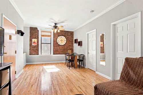 4s-300 1st St, Hoboken, NJ, 07030-2476 | Card Image