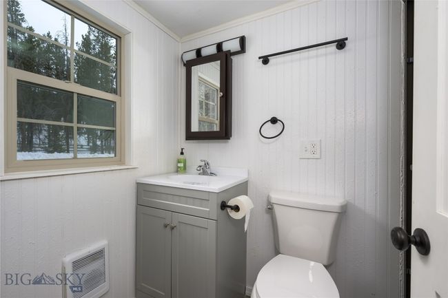 Tiny Home Bathroom | Image 61