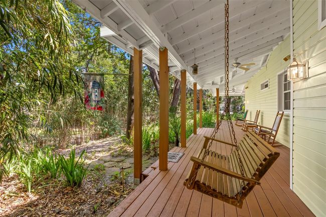 187 Sage Cir, House other with 3 bedrooms, 2 bathrooms and null parking in Crystal Beach FL | Image 6
