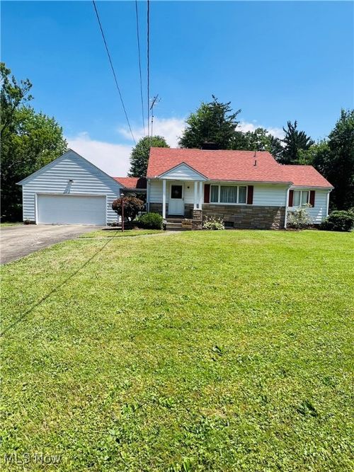 3174 Lynwood Dr Nw, Warren, OH, 44485-1307 | Card Image