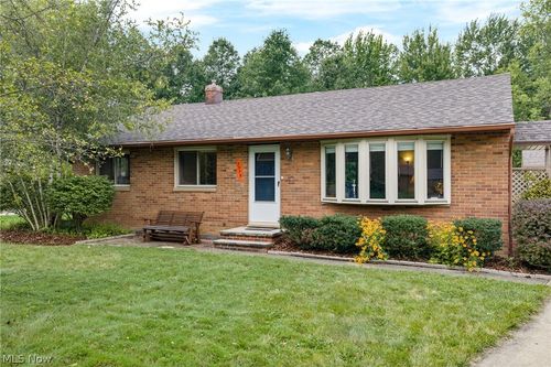 7578 Kitner Blvd, Northfield, OH, 44067-2704 | Card Image