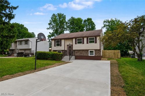 5651 Tulane Ave, Youngstown, OH, 44515-4225 | Card Image