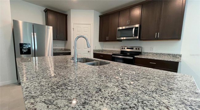 3094 Laurel Oak Ln, House other with 3 bedrooms, 2 bathrooms and null parking in WINTER HAVEN FL | Image 5