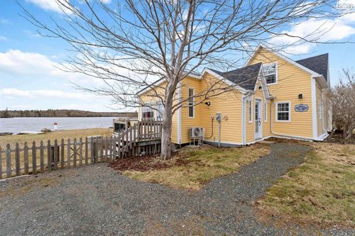 92 Lake Darling Rd, Darlings Lake, NS, B5A5L1 | Card Image