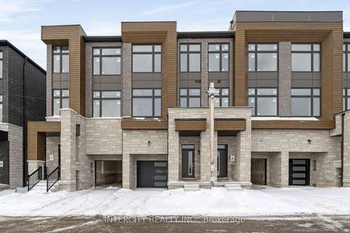 16 Radisson Street, Vaughan, ON, L4H5J3 | Card Image