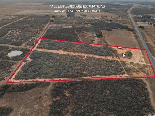 3103 W Fm 462, Moore, TX, 78057 | Card Image