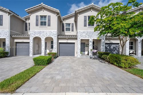 1116 Se 26th Ter, Homestead, FL, 33035-2543 | Card Image
