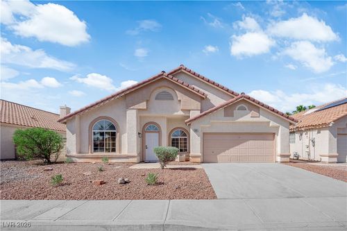 632 Hitchen Post Dr, Henderson, NV, 89011-1860 | Card Image