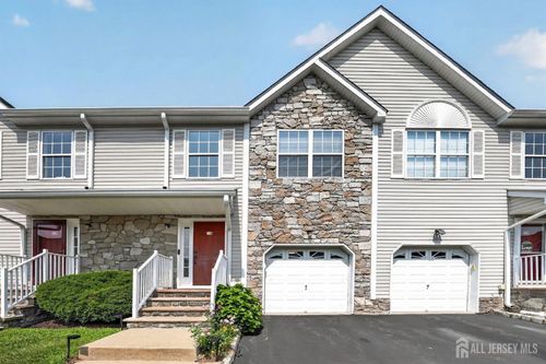 19 Mindy Dr, Somerset, NJ, 08873-7605 | Card Image