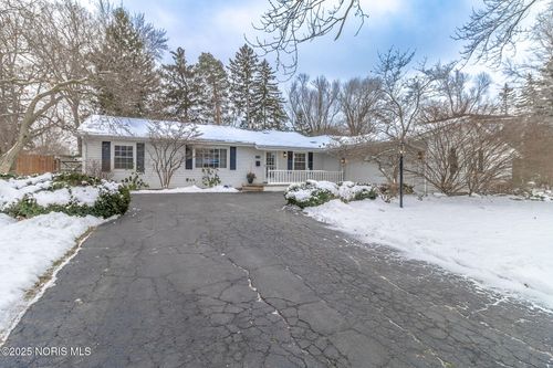 5860 San Reno Dr, Sylvania, OH, 43560-1180 | Card Image