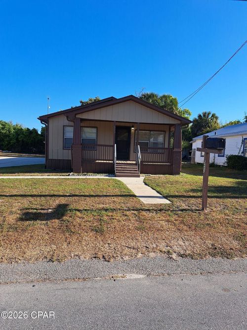 523 E 8th St, Panama City, FL, 32401-3580 | Card Image