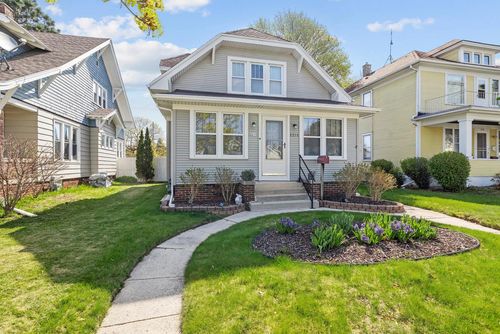 2211 N 8th Street, Sheboygan, WI, 53083 | Card Image