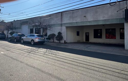 9103 3rd Ave, North Bergen, NJ, 07047 | Card Image