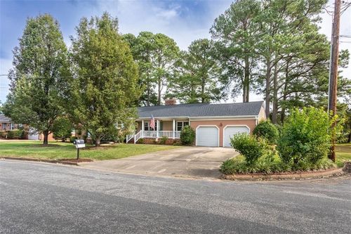 13 Robert Bruce Road, Poquoson, VA, 23662 | Card Image