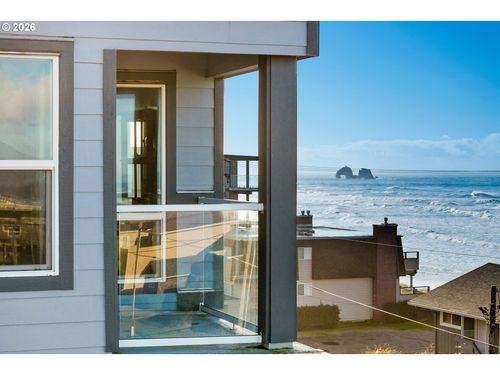unit-45-300 N Pacific St, Rockaway Beach, OR, 97136-4008 | Card Image