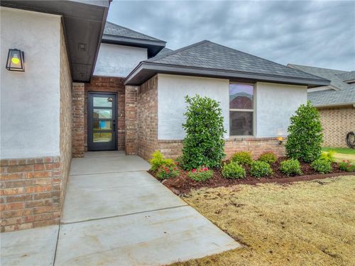 16705 Monroe Drive, Edmond, OK, 73012 | Card Image