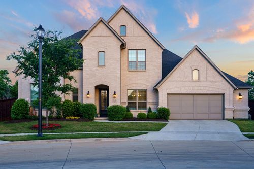 318 Waters Edge Dr, Argyle, TX, 76226-2365 | Card Image