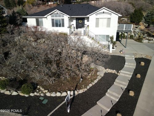 10193 S Majestic Canyon Rd, Sandy, UT, 84092-4521 | Card Image