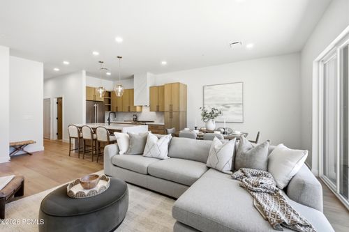 510-2496 Park Ave, Park City, UT, 84060-5218 | Card Image