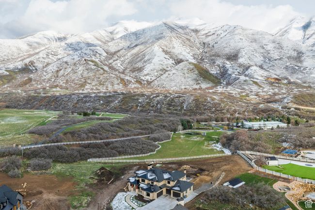 348 E Twin Hollow Cir, House other with 4 bedrooms, 6 bathrooms and 6 parking in Mapleton UT | Image 57