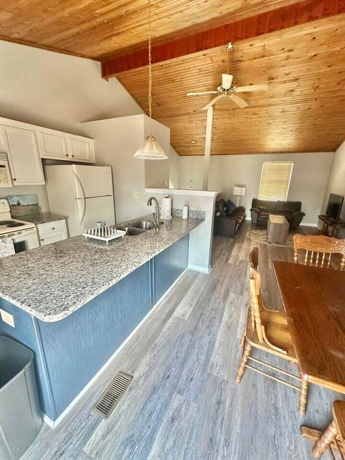 3580 Lochdale Ter, Lexington, KY, 40514-1772 | Card Image