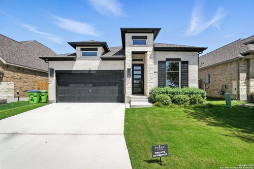 9215 Aggie Run, San Antonio, TX, 78254-4688 | Card Image