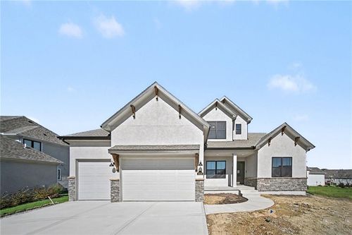 3024 Ne 102nd St, Kansas City, MO, 64155-5013 | Card Image