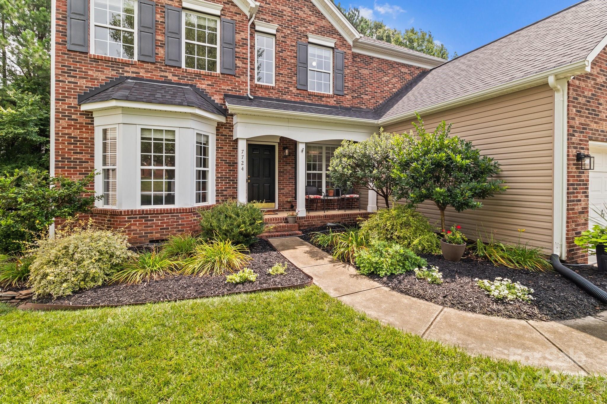 Horseshoe Creek Dr, Huntersville, NC 28078