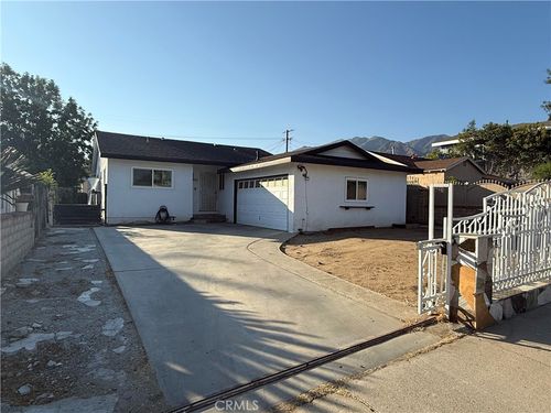 13451 Beaver St, Sylmar, CA, 91342-1905 | Card Image