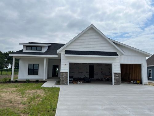 327 Willow St, Pardeeville, WI, 53954-8505 | Card Image