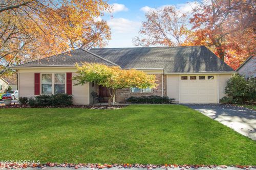 8 Morning Glory Ln, Whiting, NJ, 08759-4301 | Card Image