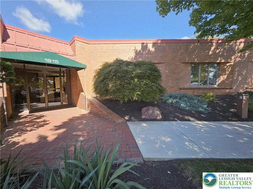 1815 Schadt Ave, Whitehall, PA, 18052-3761 | Card Image