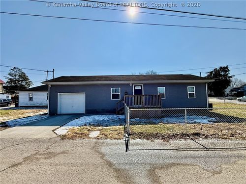 302 Clemens Ct, Huntington, WV, 25704-1428 | Card Image