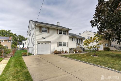 128 Burnham Dr, Fords, NJ, 08863-1042 | Card Image